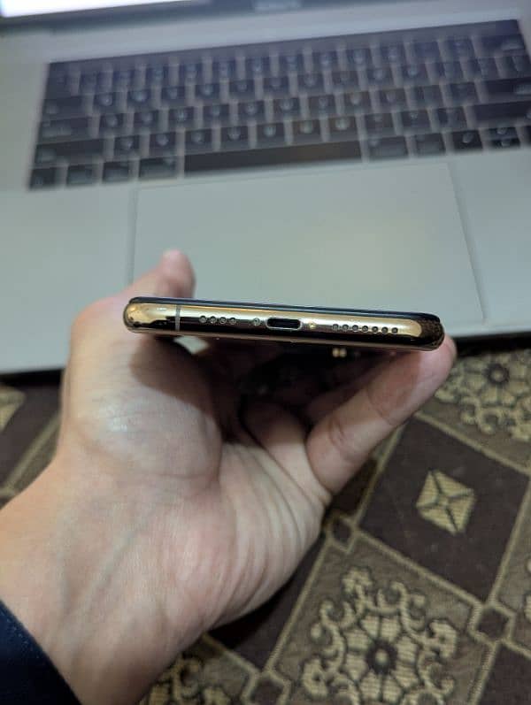 iPhone XS Max 256GB Dual PTA Approved 2