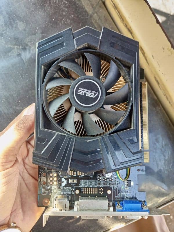 NVIDIA GTX-750 or i5 4gen k pro b hain 0