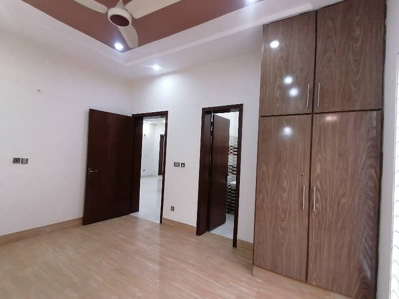 Premium Corner 10 Marla House Is Available For sale In Lahore 15