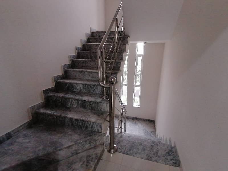 Premium Corner 10 Marla House Is Available For sale In Lahore 32