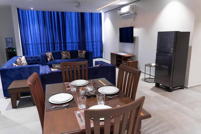 Full furnished 2 Bedroom Apartment Available For Sale In D17 J7 Mall 4