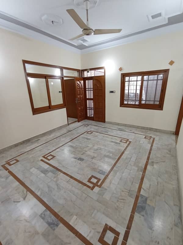 Portion For Rent 3 Bed 2 washroom 3rd floor *Code(12895)* 0