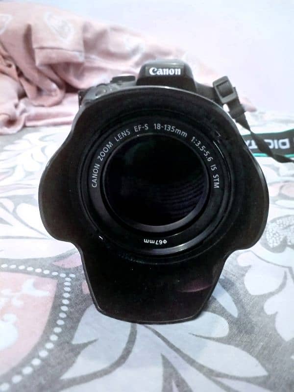 Canon lenses 18mm - 135mm 0