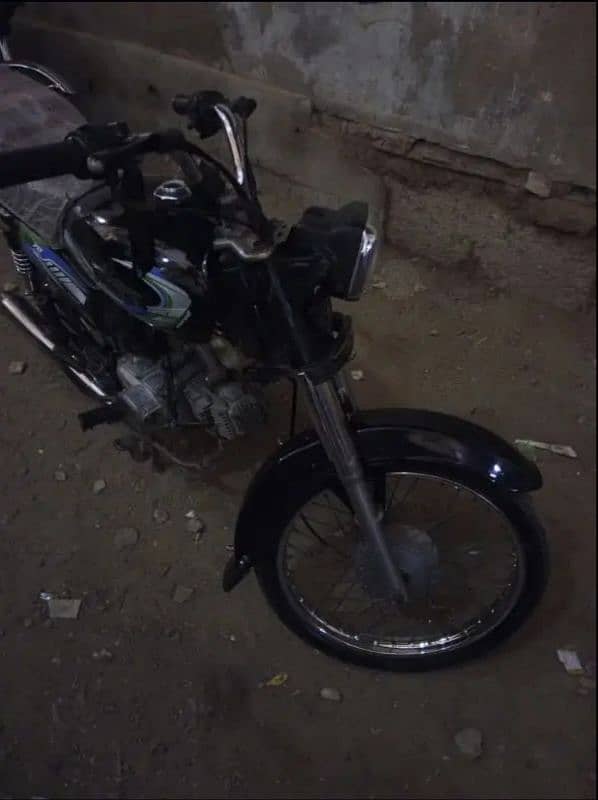 unique 70 2020 modal bike ok condition ha bike ma koi kam ni ha 5