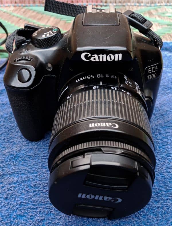 DSLR Canon 1300D Camera 2