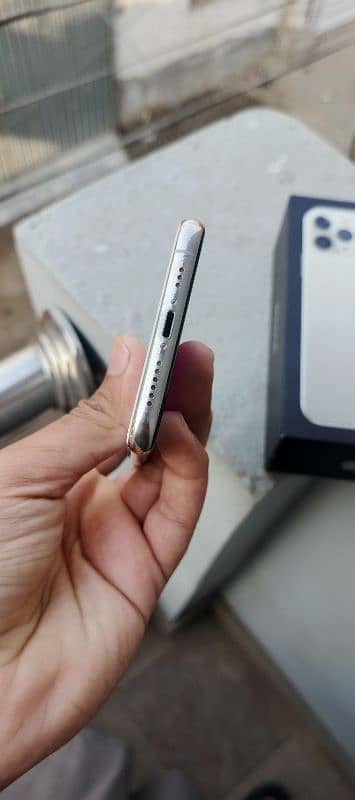 Iphone 11 pro 64GB not open or repaired PTA approved 3