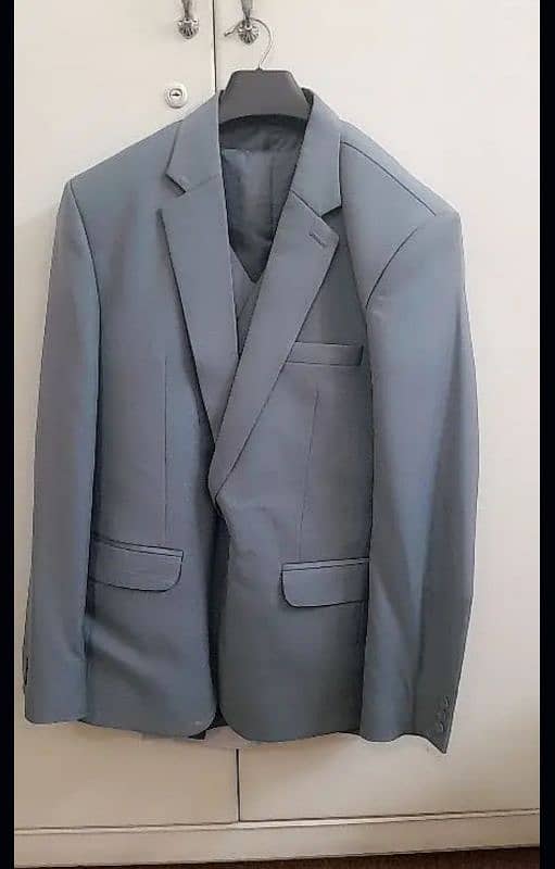 Branded Groom Pent Coat used only 3 hours 1