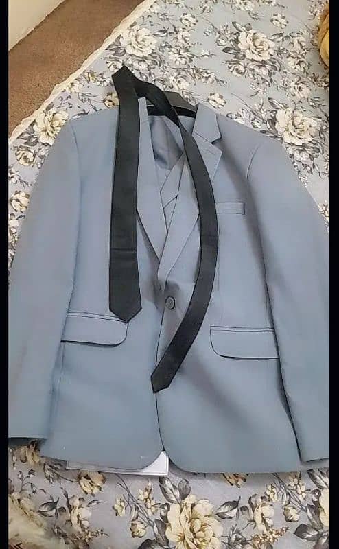 Branded Groom Pent Coat used only 3 hours 3