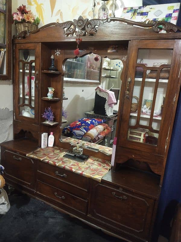 Dressing table and Side table's for sale 0