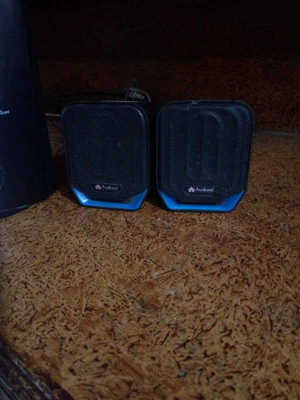 woofer in speakers / woofer system / amplifier / woofer 2