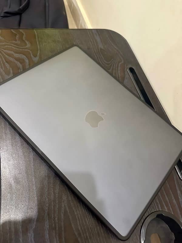 Apple MacBook Air 15 M2 Model available for sale 7