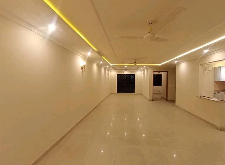 Ideal Flat In Rehman Gardens Available For Rs. 17500000 0