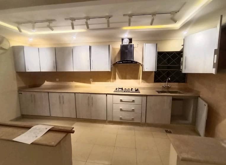 Ideal Flat In Rehman Gardens Available For Rs. 17500000 3