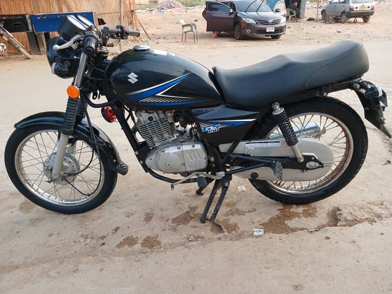 Suzuki GS150 2015 0