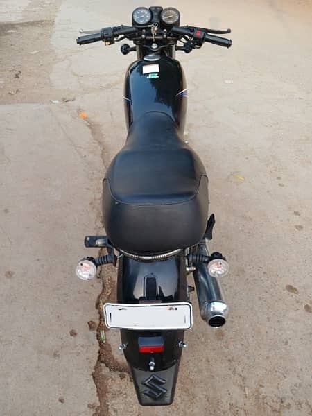 Suzuki GS150 2015 3