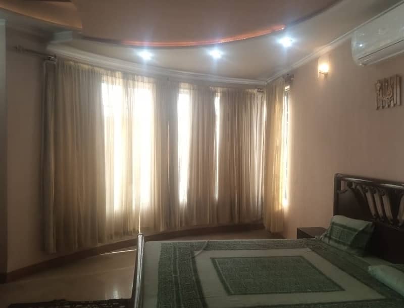 Semi Furnished 01 Kanal Beautiful Upper Portion Lower Portion Locked Available For Rent 8