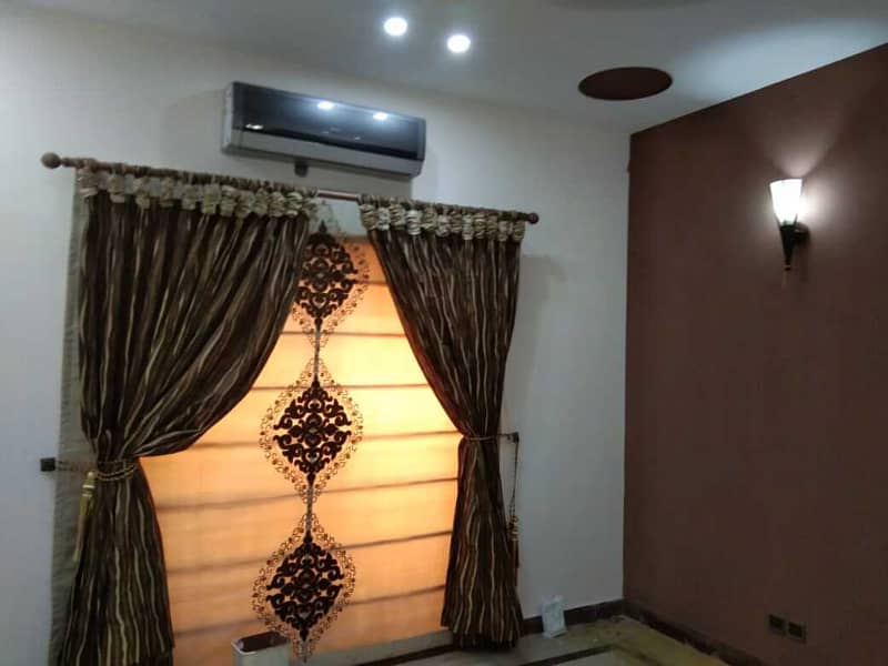 10 Marla Luxury Upper Portion Available For Rent In Janiper Block Bahria Town Lahore 2