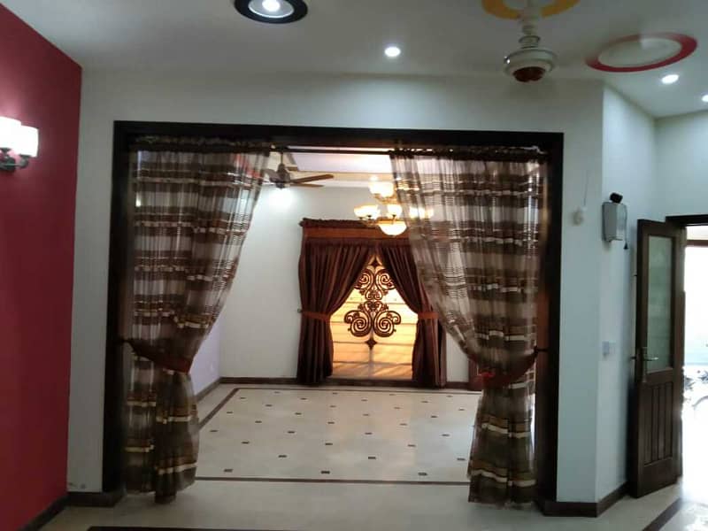 10 Marla Luxury Upper Portion Available For Rent In Janiper Block Bahria Town Lahore 9