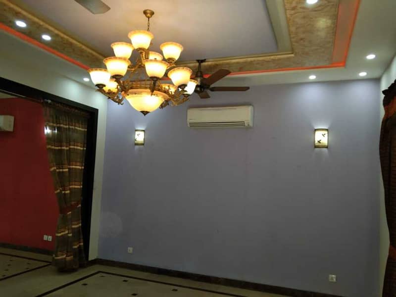 10 Marla Luxury Upper Portion Available For Rent In Janiper Block Bahria Town Lahore 11