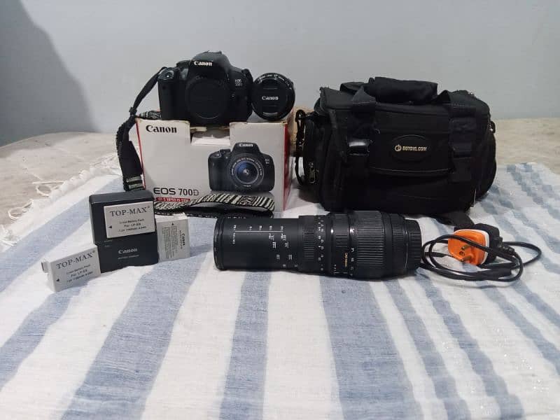 I want to sale my camera canon 700d with box & 2 lenes 0