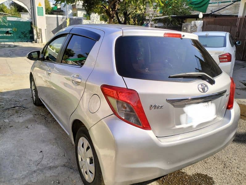 Toyota Vitz 2012 1