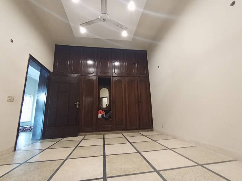 ELITE MARKETING OFFER ONE KANAL FAISAL RASOOL DESIGNED BUNGALOW NEAR LALIK JAN CHOWK 22