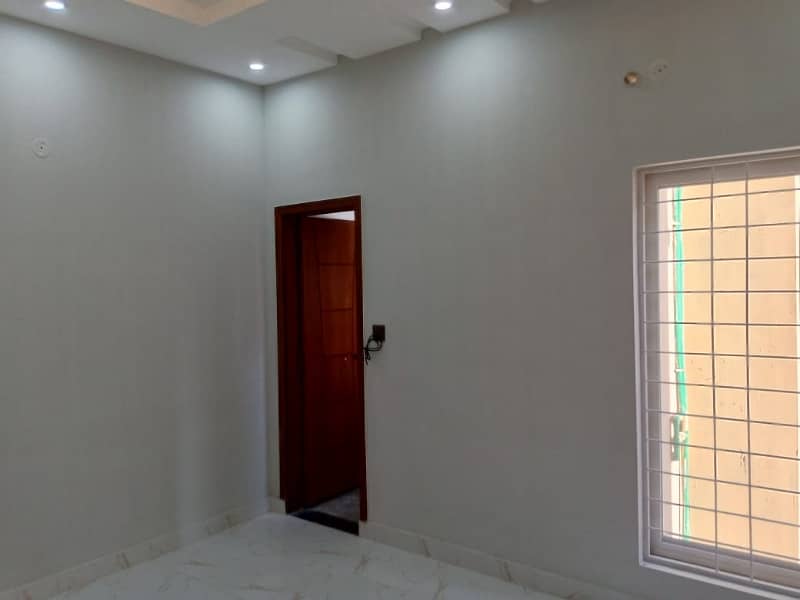 Centrally Located House For sale In Eden Boulevard Housing Scheme Available 13