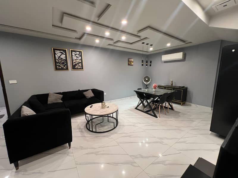 1 Bedroom VIP full furnishe flat for rent per day available in Bahia Town Lahore 9