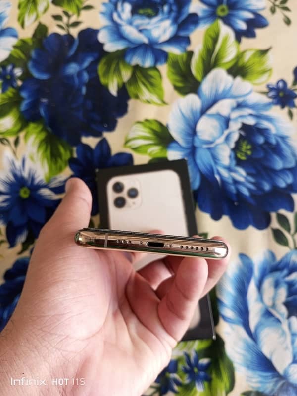 iPhone 11 Pro 256GB Dual PTA Approve with Box 9