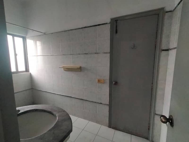 1 kanal upar portion available for rent in DHA 5