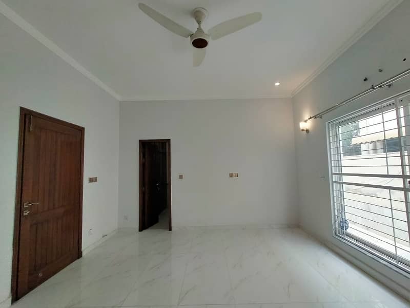 1 kanal lower portion available for rent in DHA 1