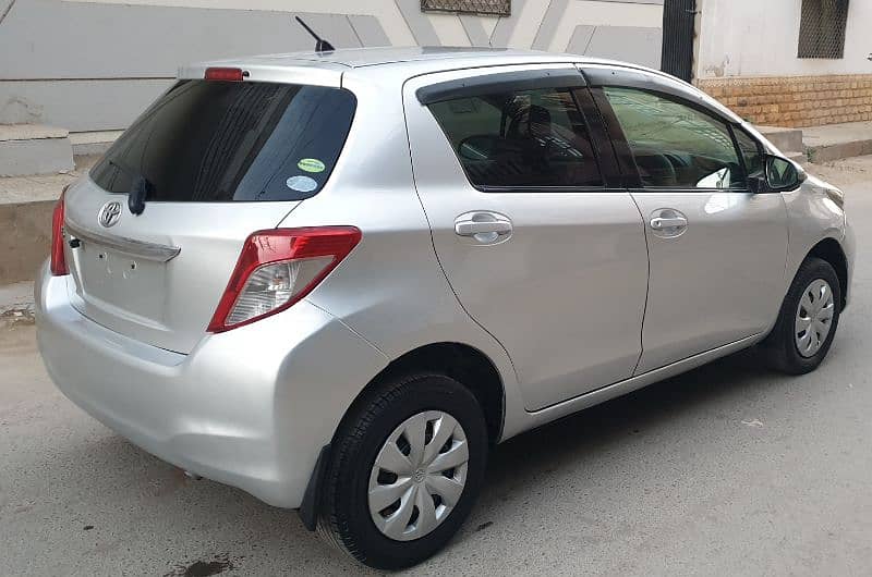 TOYOTA VITZ MODEL 2013 REG 2016 ORIGNAL CONDITION 3