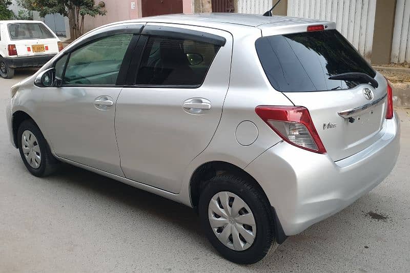 TOYOTA VITZ MODEL 2013 REG 2016 ORIGNAL CONDITION 9