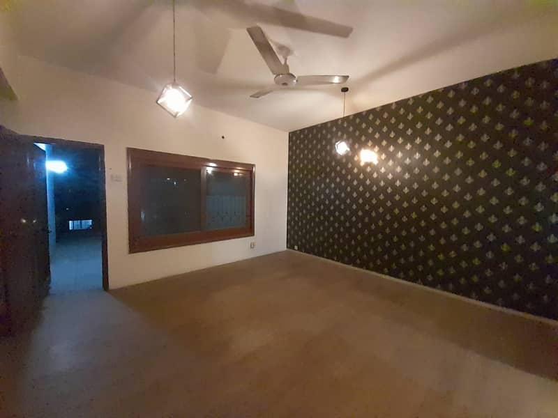 10 Marla upar portion separate gate independent available for rent in DHA 5