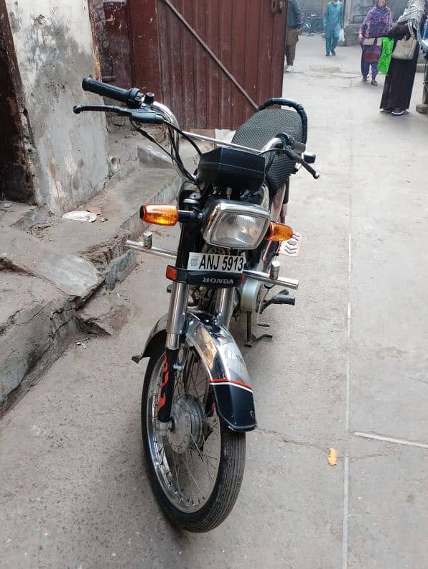 Honda cd70 cc 2