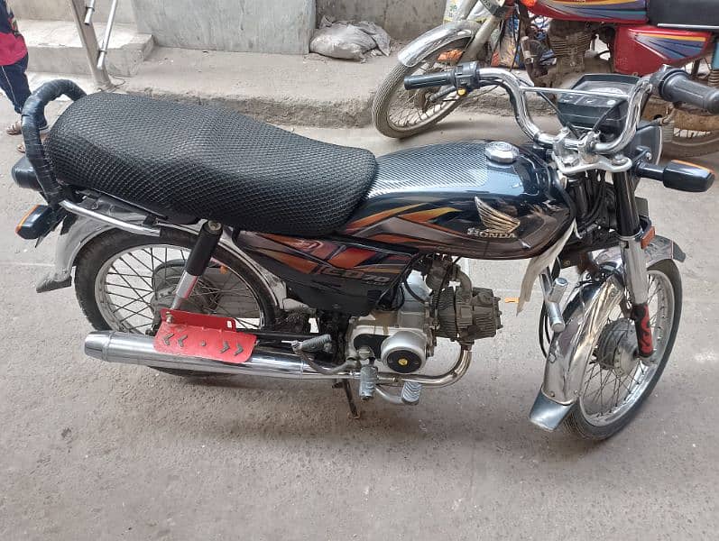 Honda cd70 cc 4