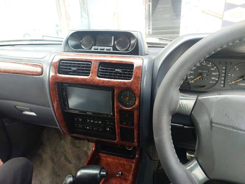 Toyota Prado 1996 11