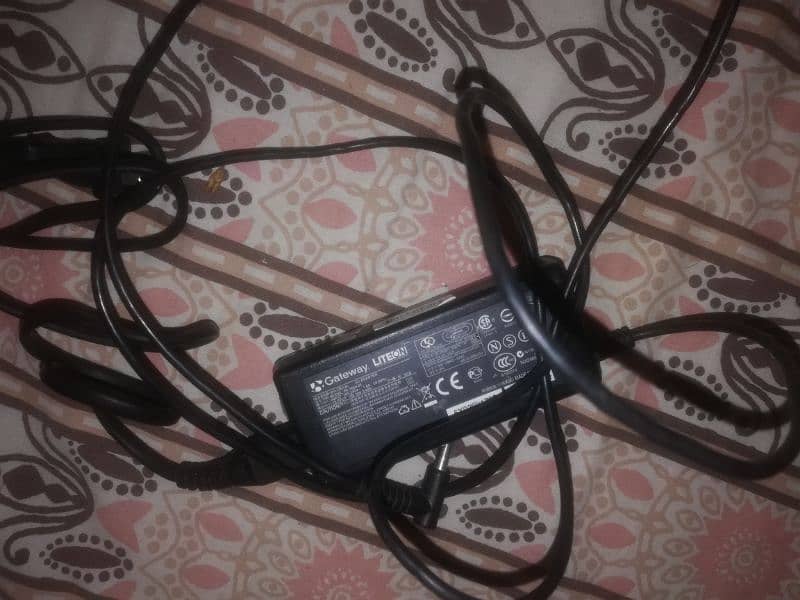 hp elitebook laptop charger 3