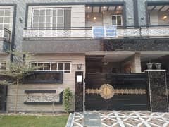 5 Marla House Is Available In Green City