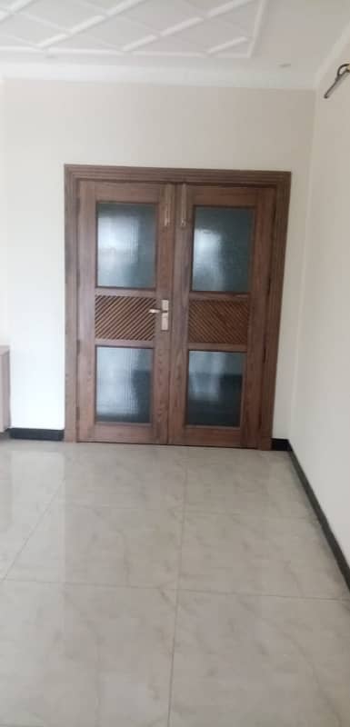 17 Marla upper portion available for rent in bahria enclave Islamabad 5