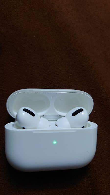 airpods pro 1st generation 2