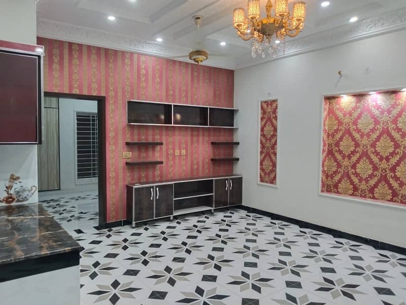 Get Your Hands On House In Lahore Best Area 0