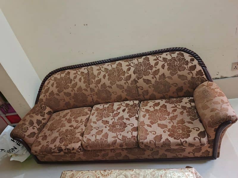 Sofa set complete for sale 4