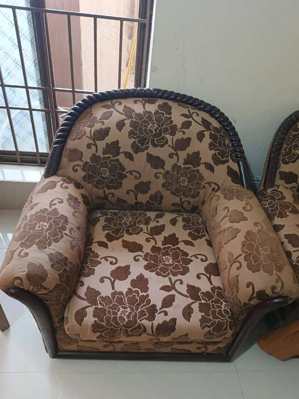 Sofa set complete for sale 11