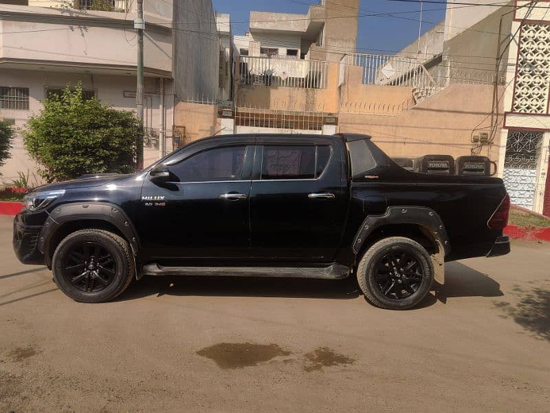 Toyota Hilux 2017 3