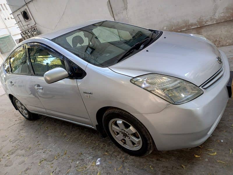 Toyota Prius 2011 4