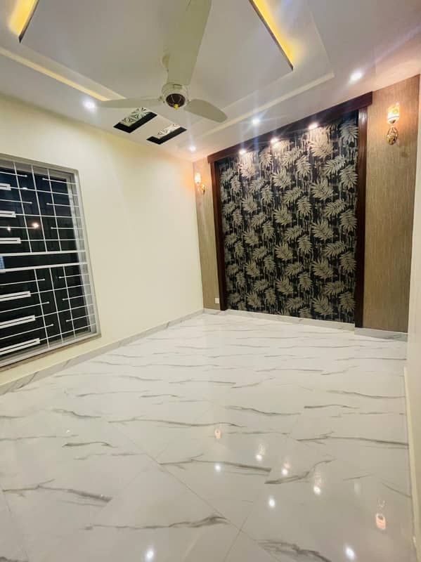 10 Marla upper portion House Available For Rent in Lowest Price at Bahria Town Lahore Lahore 5