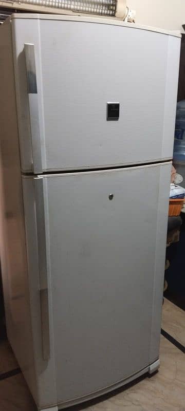 Dawlance fridge 0