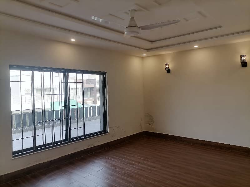 Perfect 1 Kanal House In Divine Gardens For Rent 7