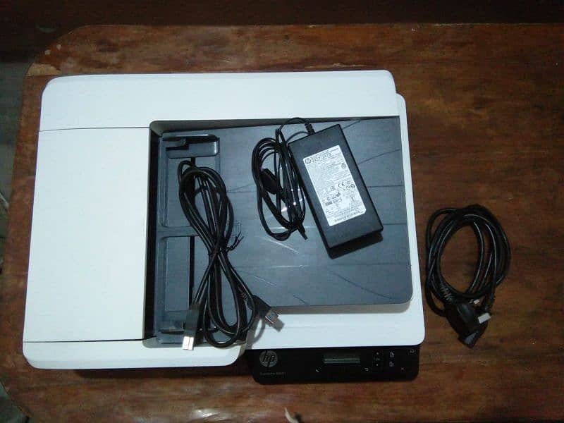 urgent sale - Scanner Hp F1-pro 4